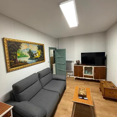 La Casa De Angel Llombera
